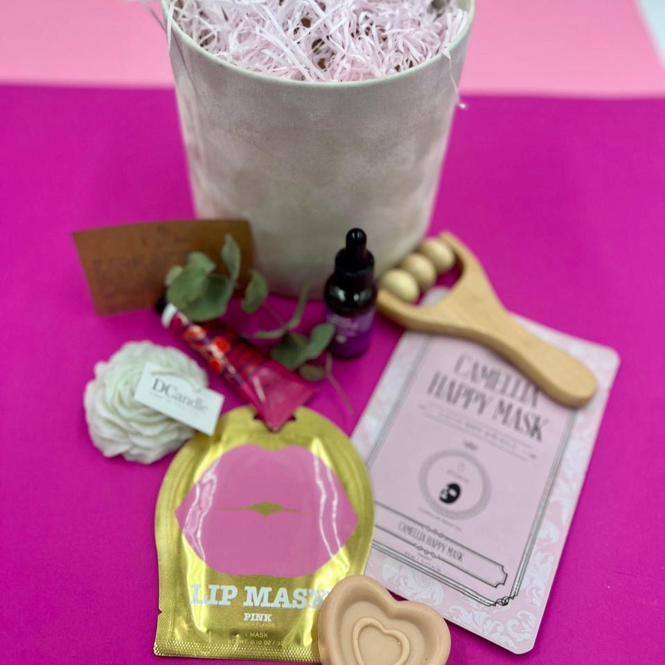A Pretty Face Wellness Gift Hamper