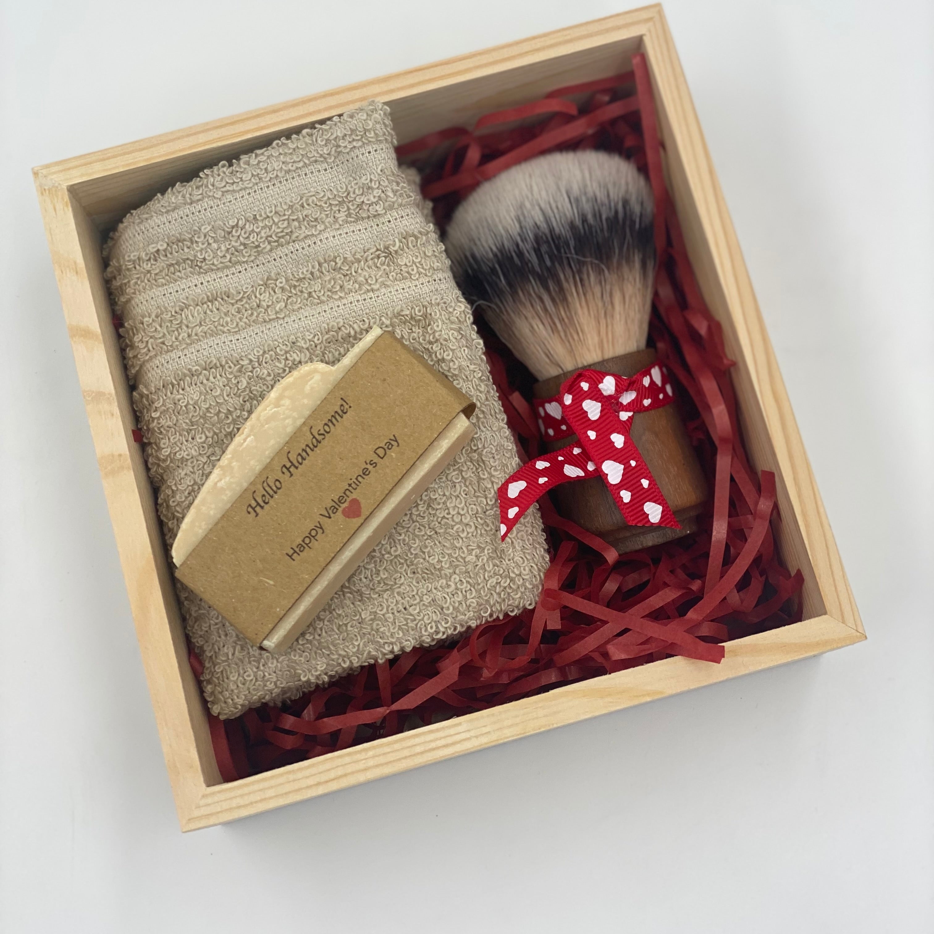 Hello Handsome Gift Box – A Grooming Essential for Your Love