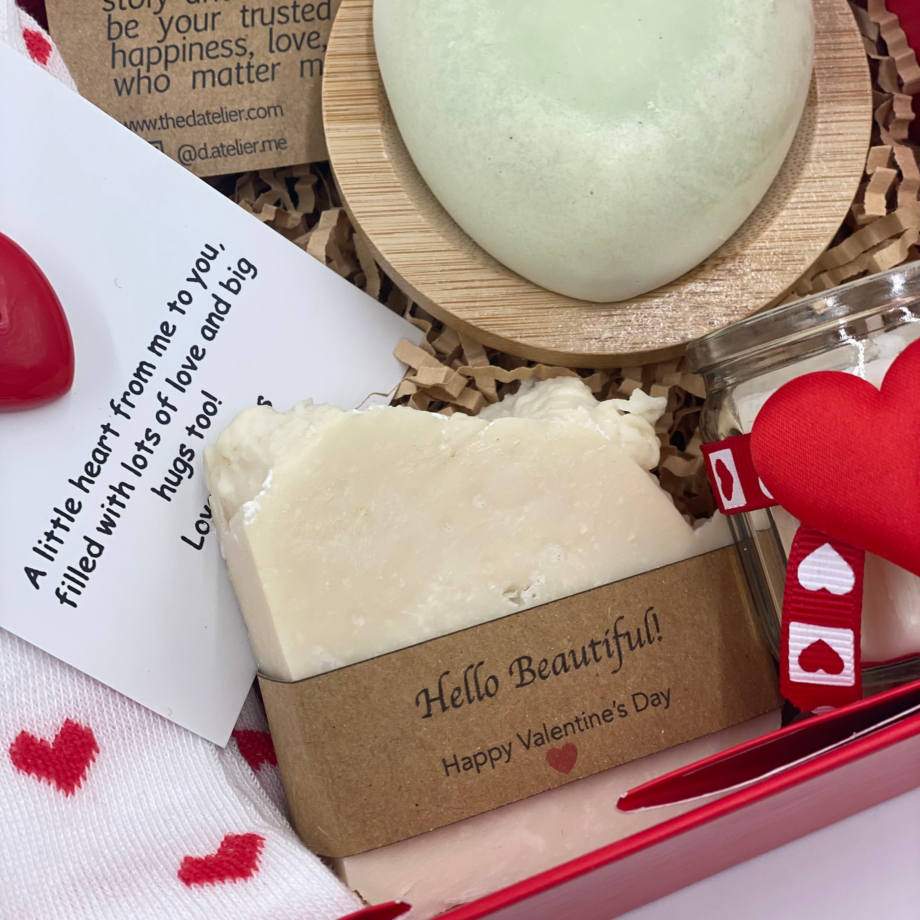 A Pocket Hug Gift Box – A Perfect Touch of Love