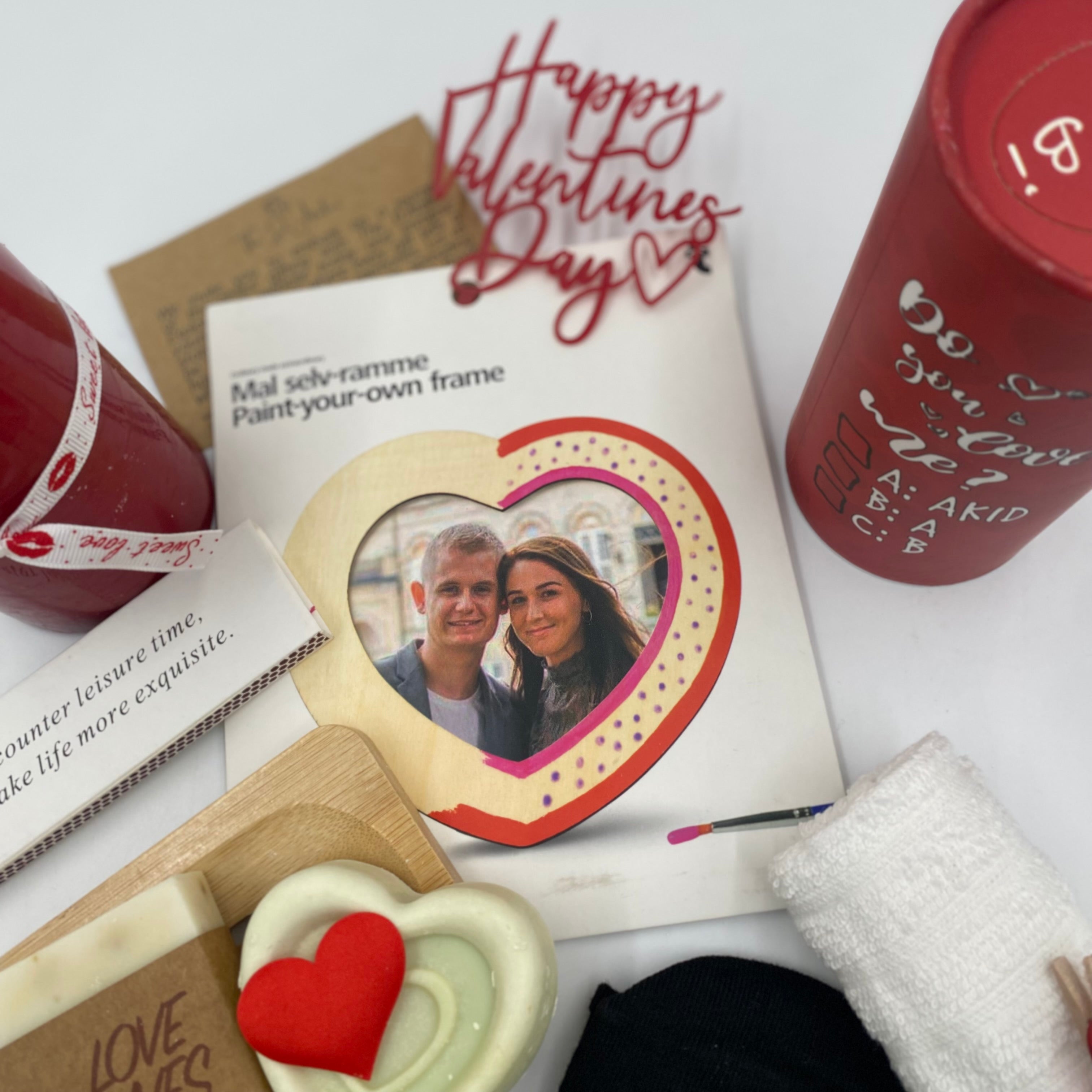 Love Lives Here Hamper – Thoughtful & Unique Romance Gift