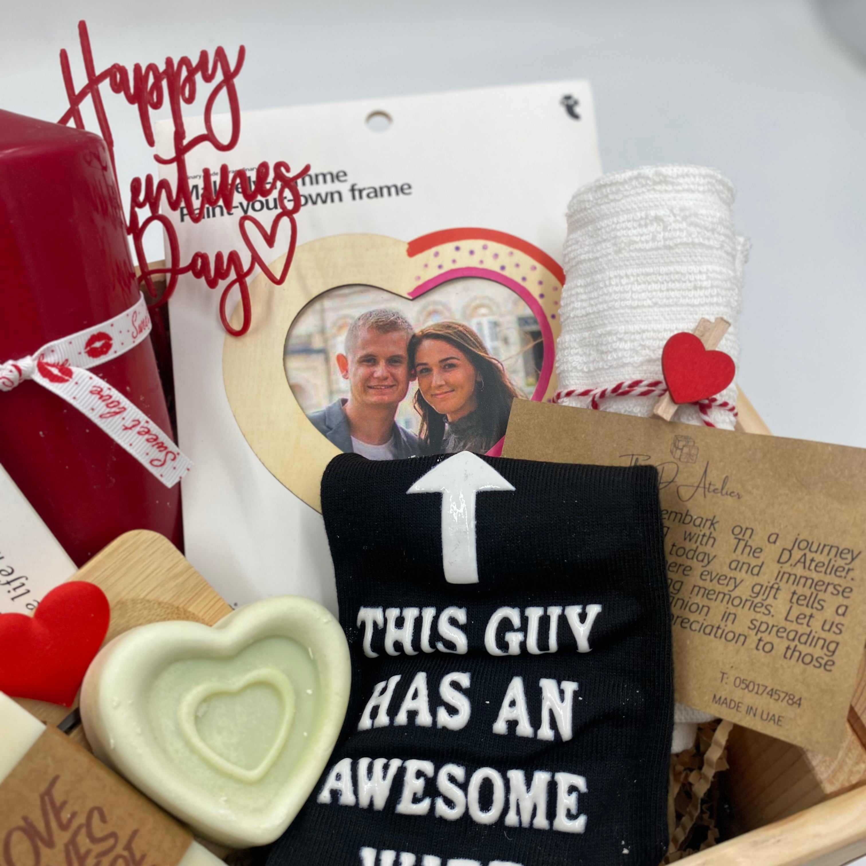 Love Lives Here Hamper – Thoughtful & Unique Romance Gift