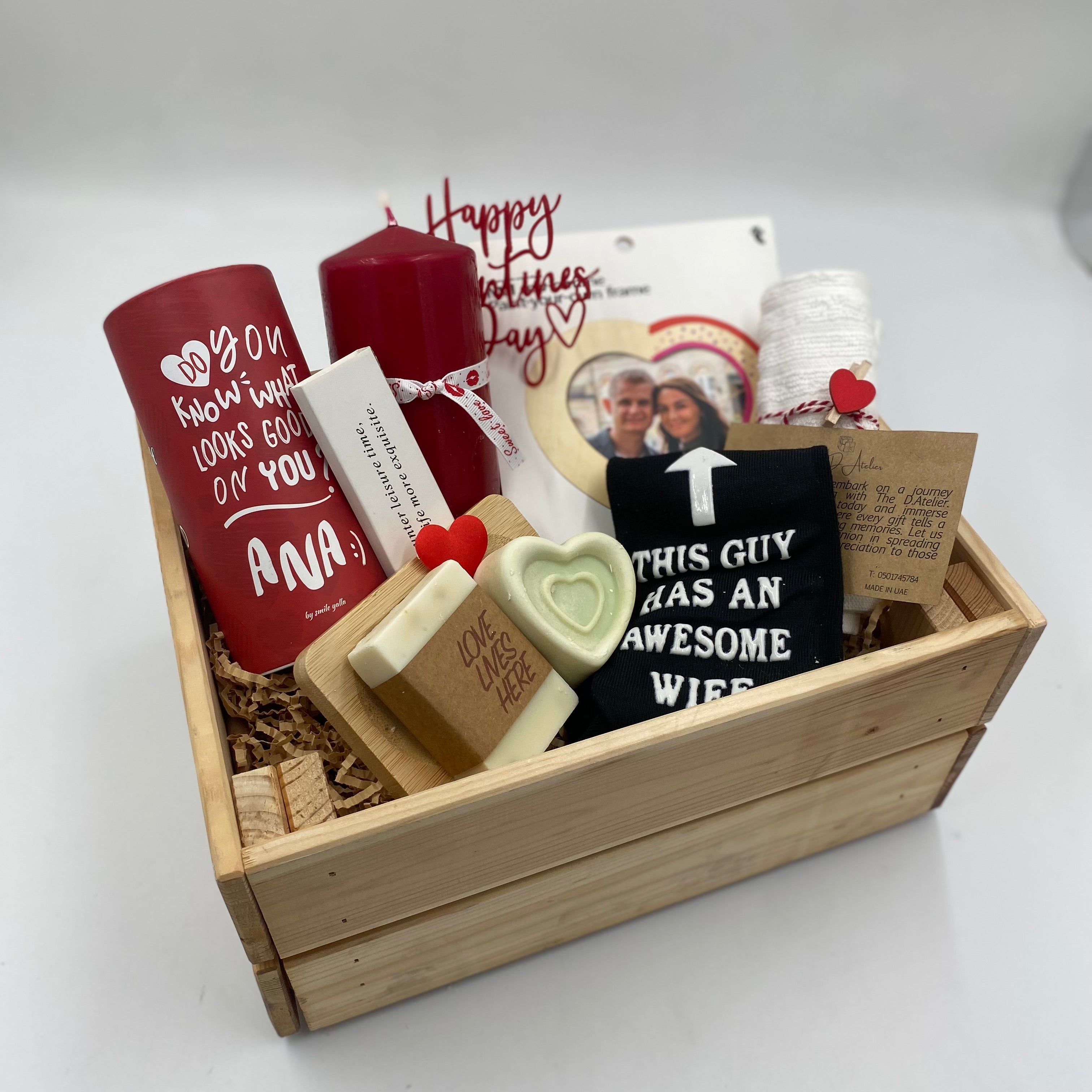 Love Lives Here Hamper – Thoughtful & Unique Romance Gift