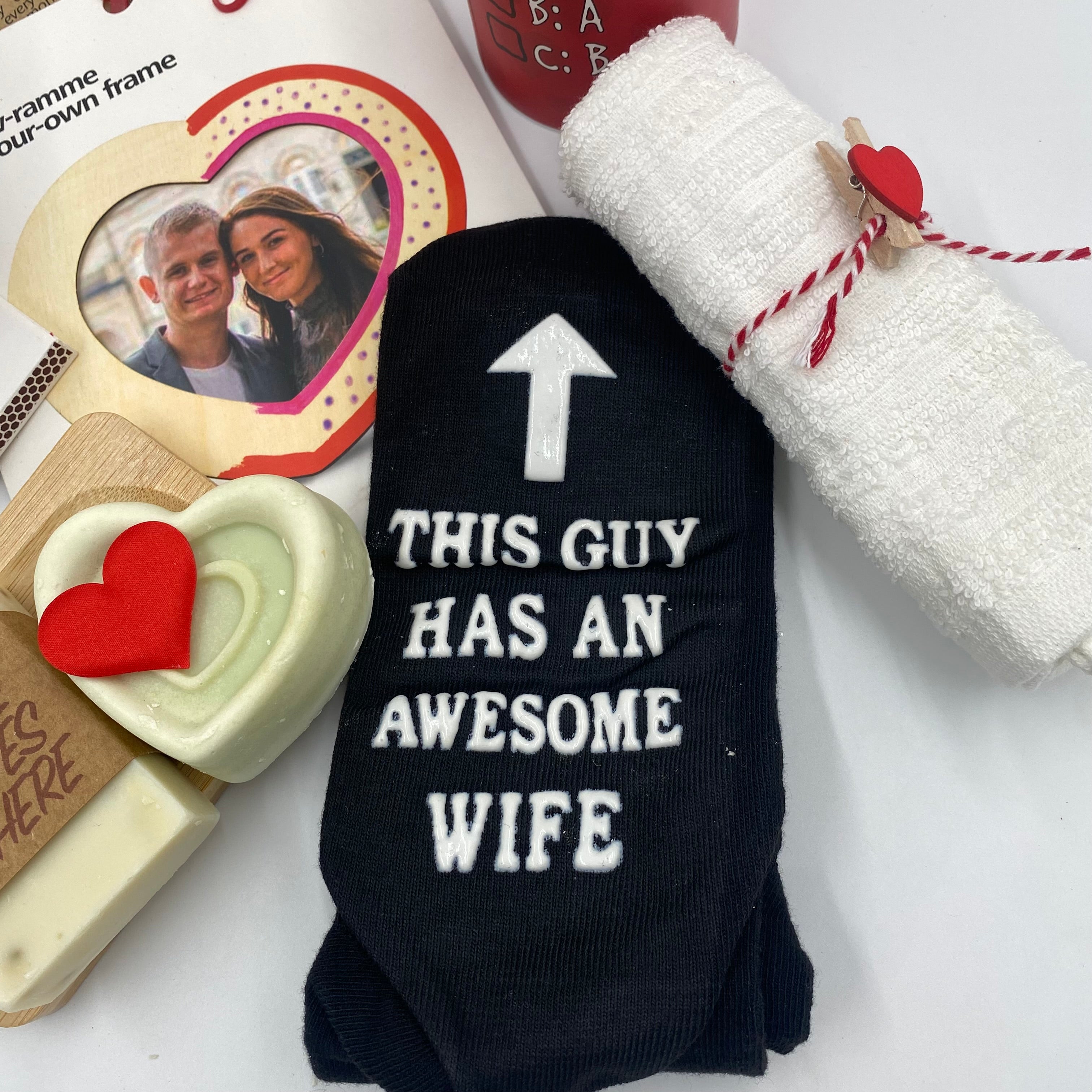 Love Lives Here Hamper – Thoughtful & Unique Romance Gift