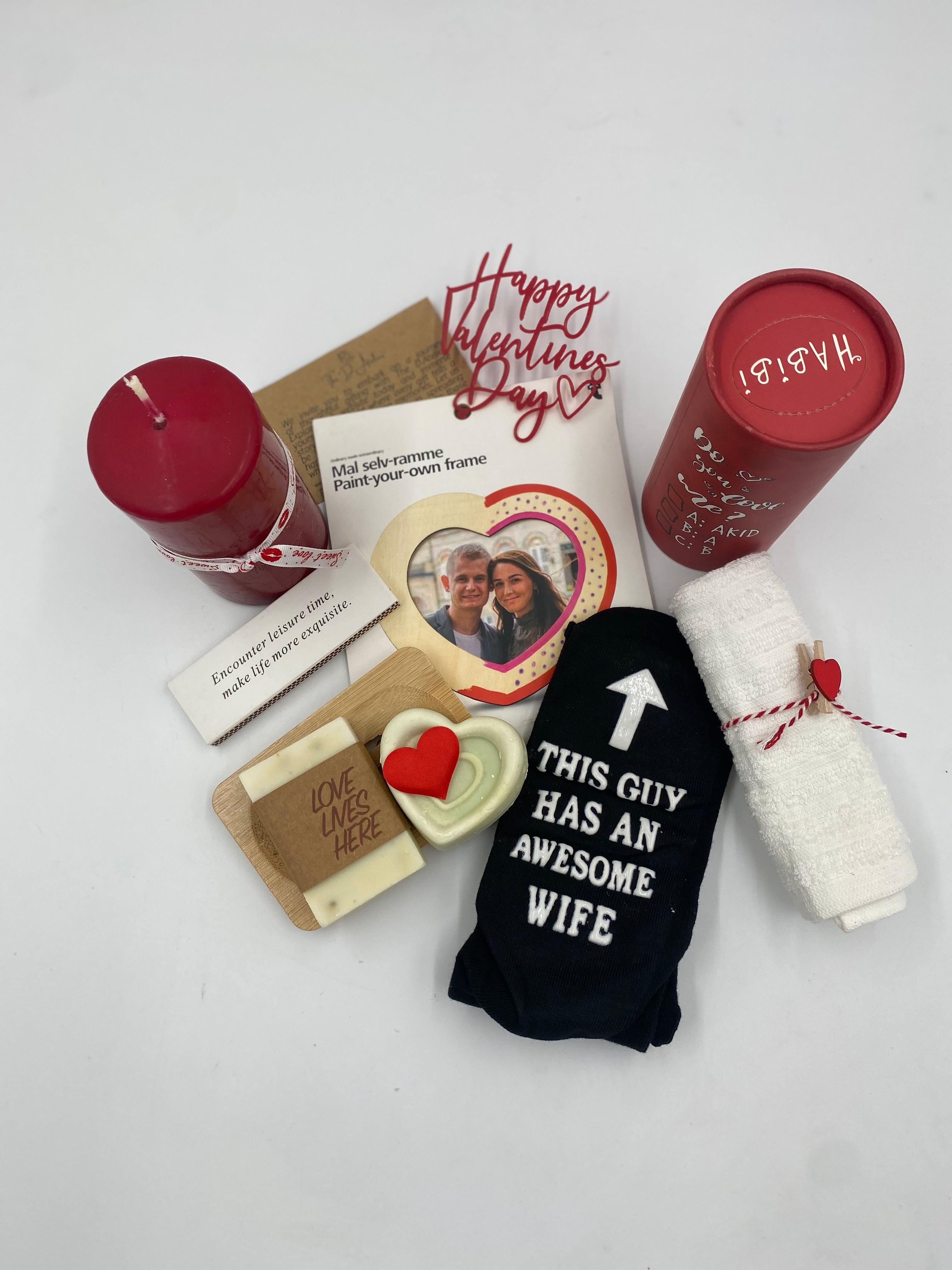 Love Lives Here Hamper – Thoughtful & Unique Romance Gift