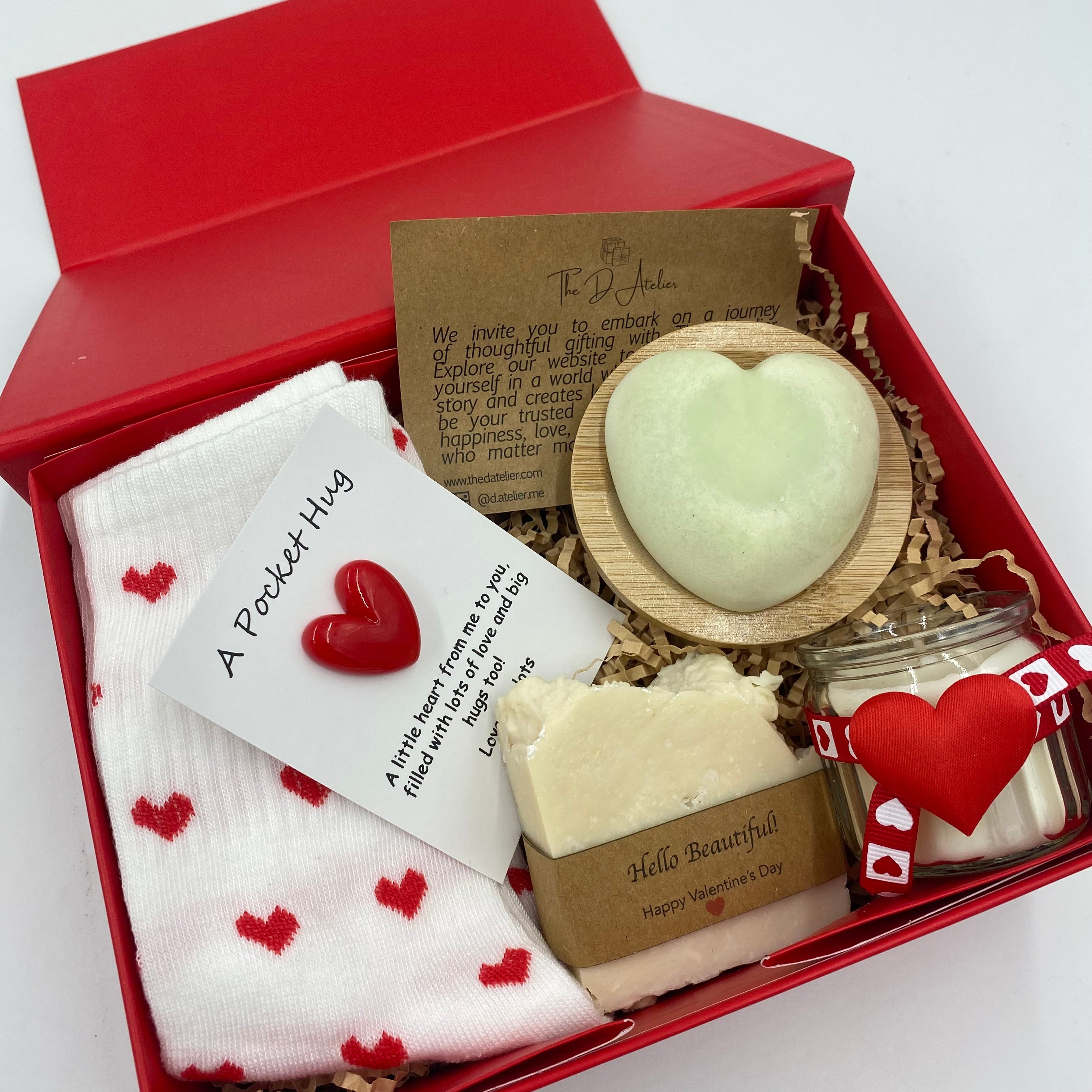 A Pocket Hug Gift Box – A Perfect Touch of Love