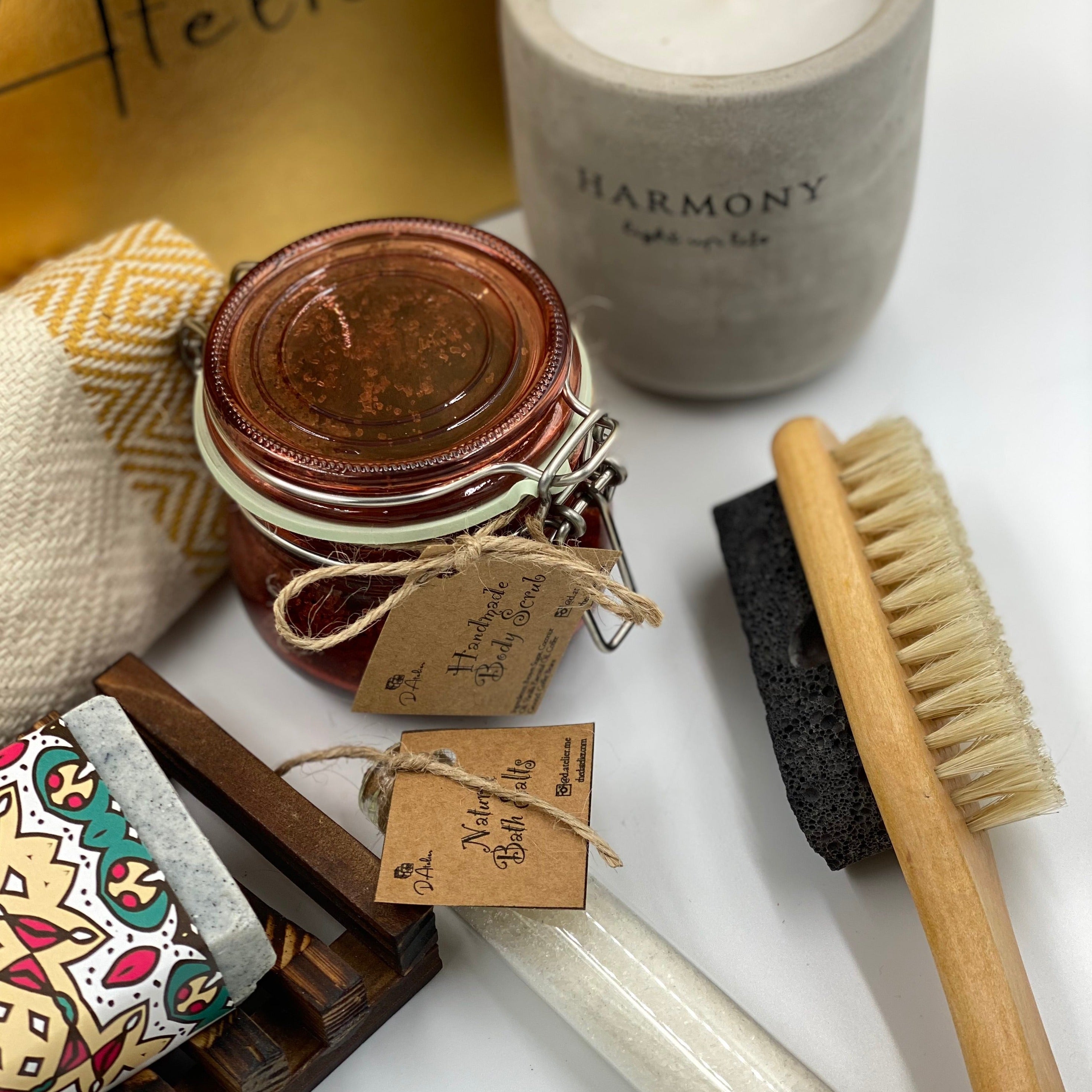 Harmony Gift Box – Spa Essentials for Ultimate Relaxation