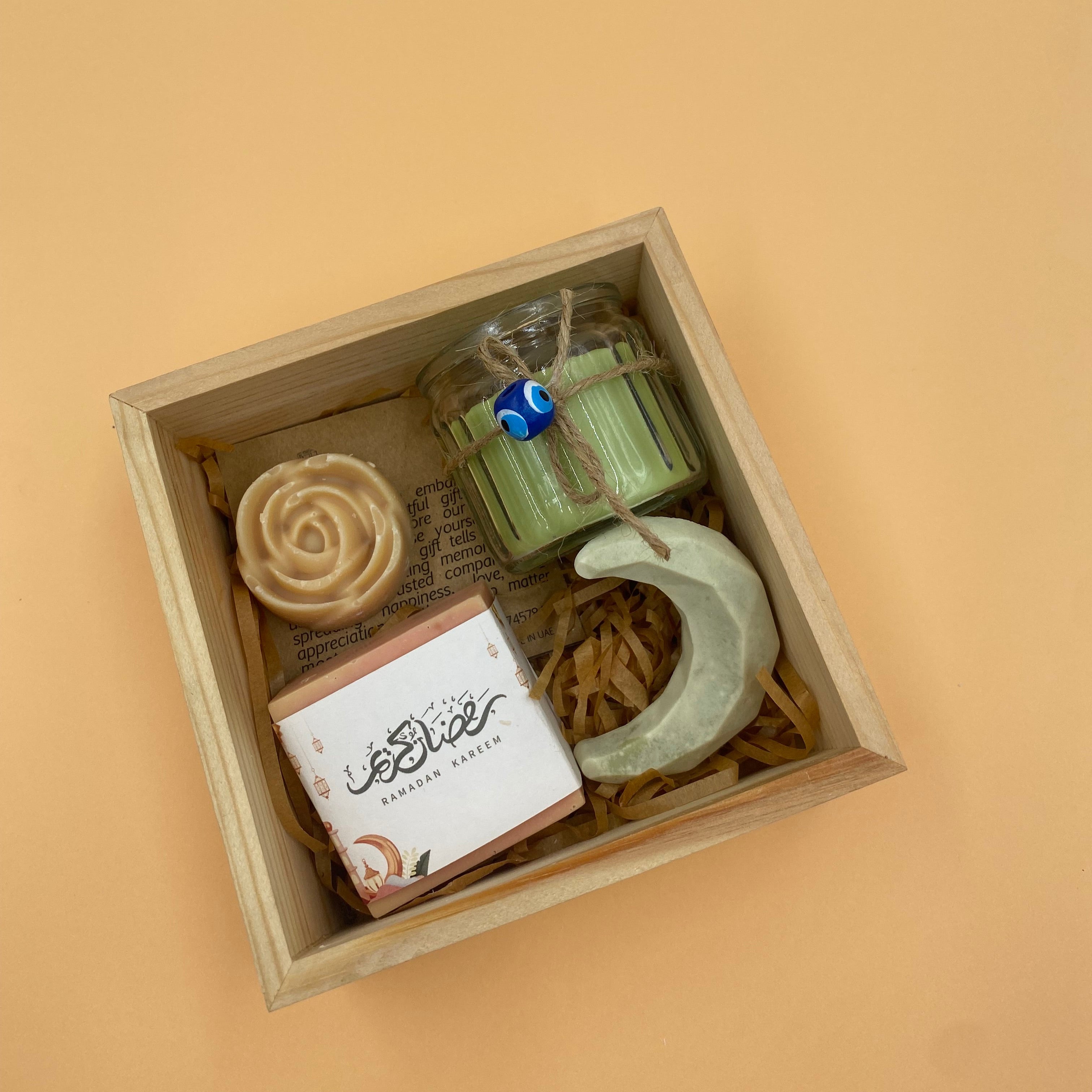Elegant Wooden Gift Box – Natural Soaps & Scented Candle