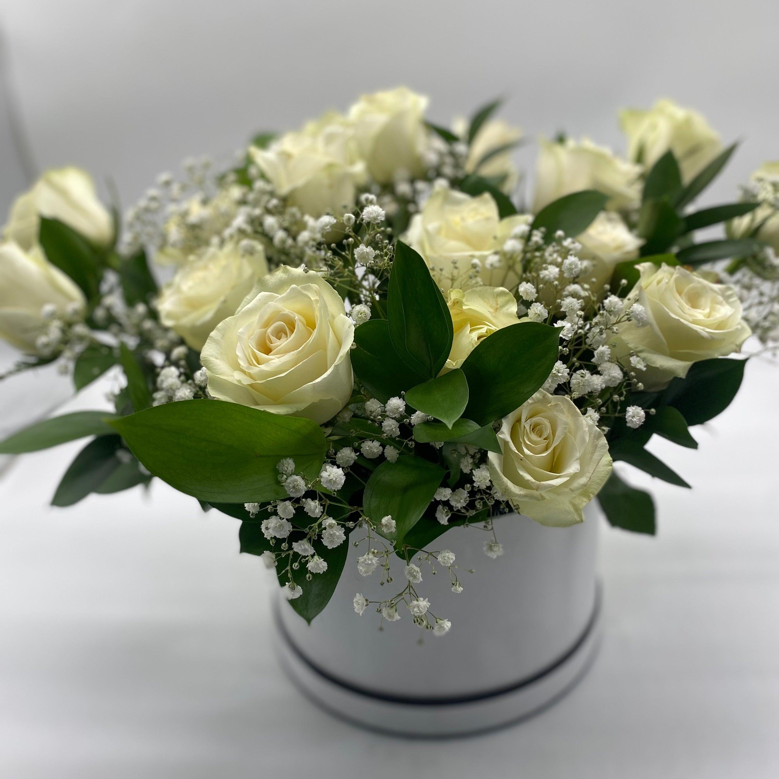 Elegant White Roses Bouquet
