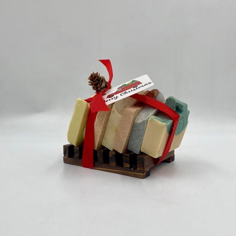 Elevate your skincare routine with our Natural Handmade Soap Sampler Box – a premium collection of handcrafted soaps made with pure, natural ingredients. Each bar is designed to gently cleanse, hydrate, and nourish your skin while delivering a unique aromatic experience.
What’s Inside:
A curated selection of our best-selling natural handmade soaps