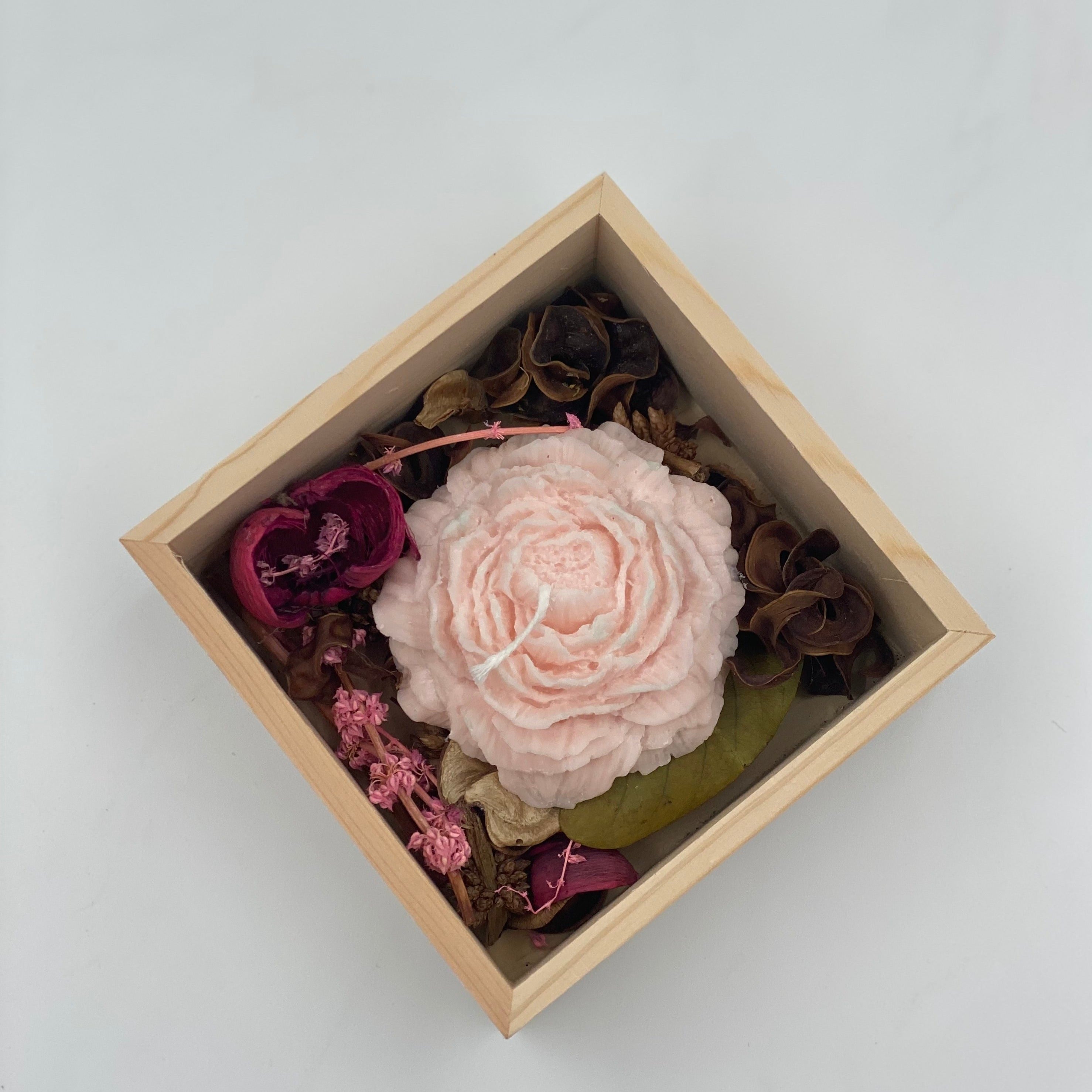 The Rose Handmade Candle