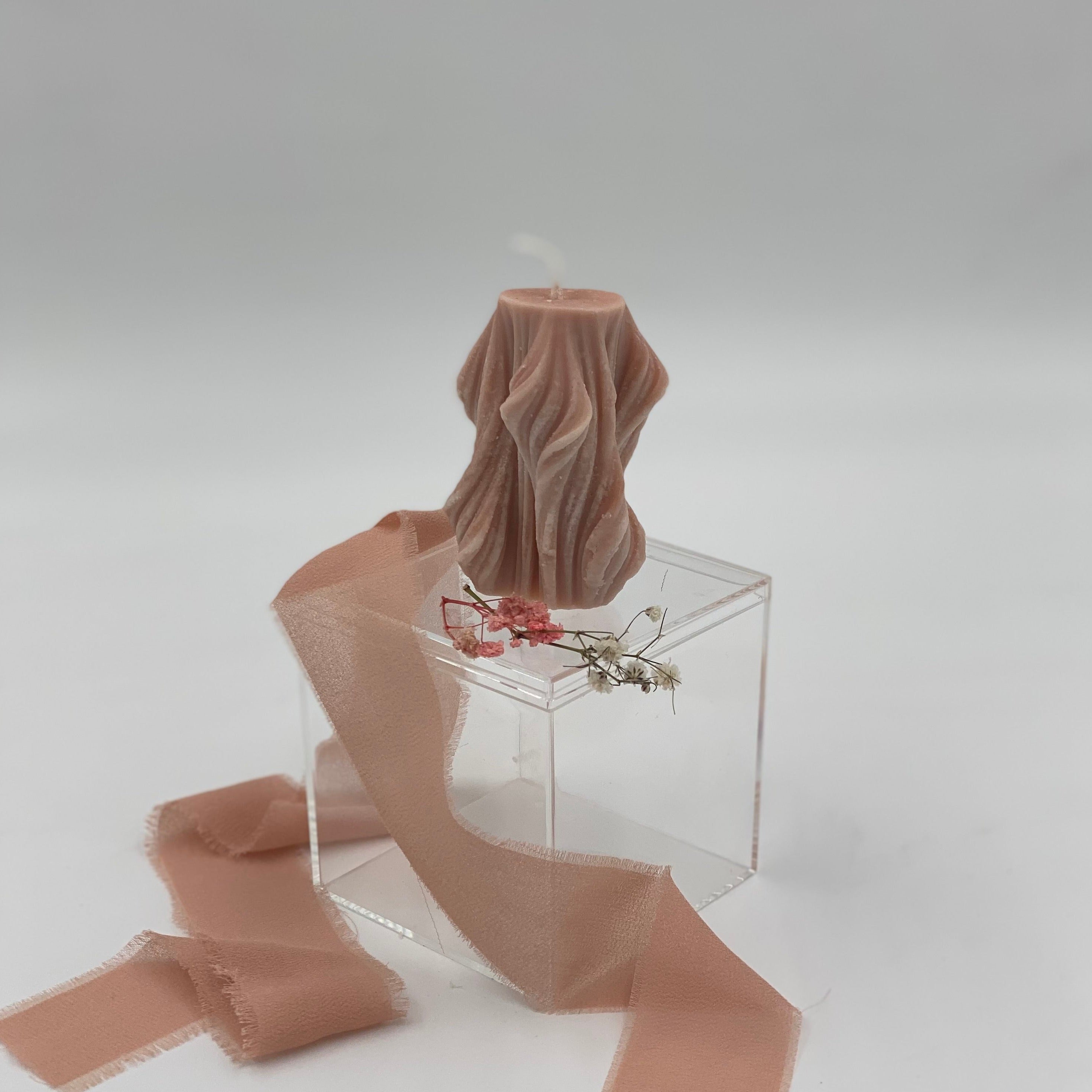 The Drapes Handmade Candle