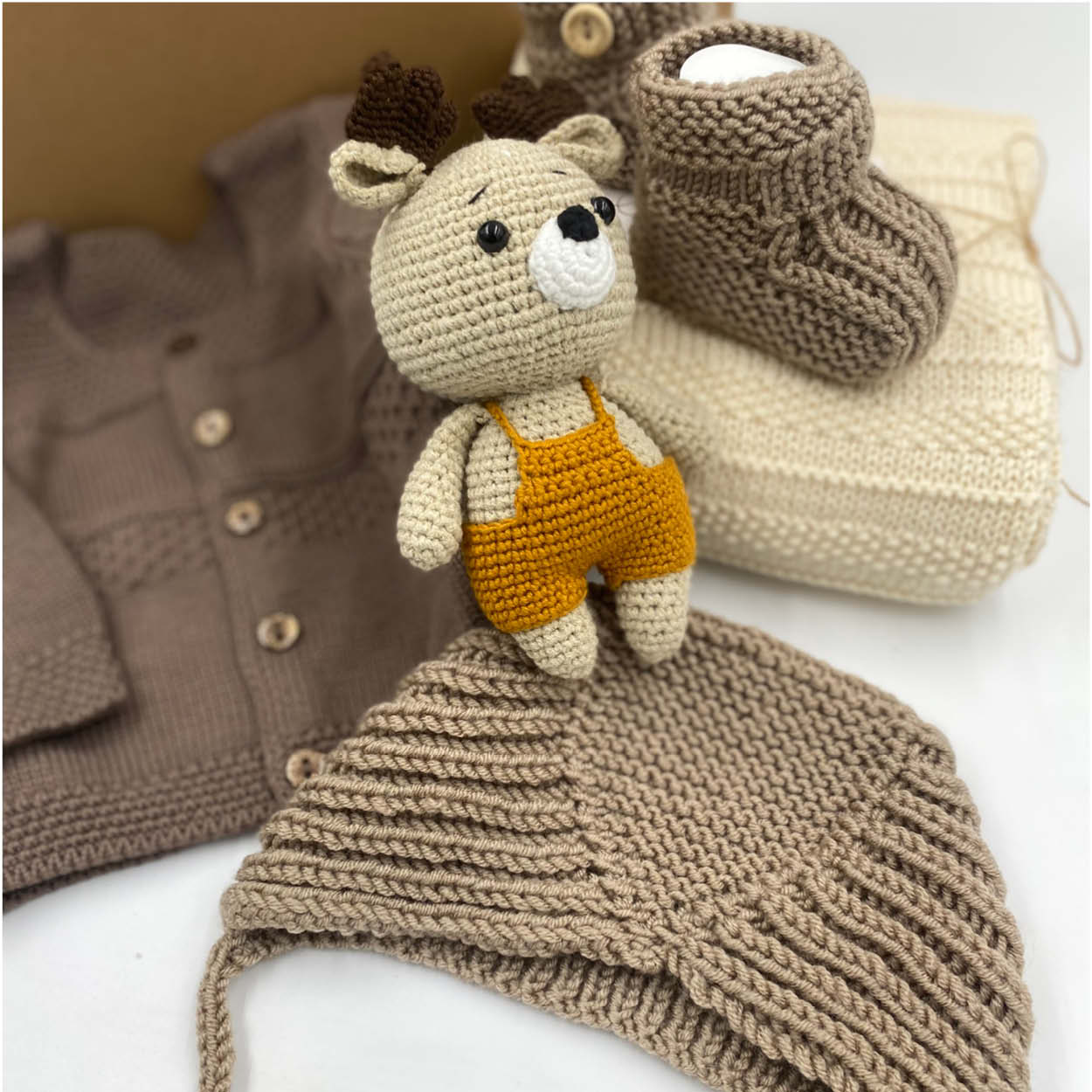 You're Loved Baby! – Luxurious Wool Newborn Gift Set