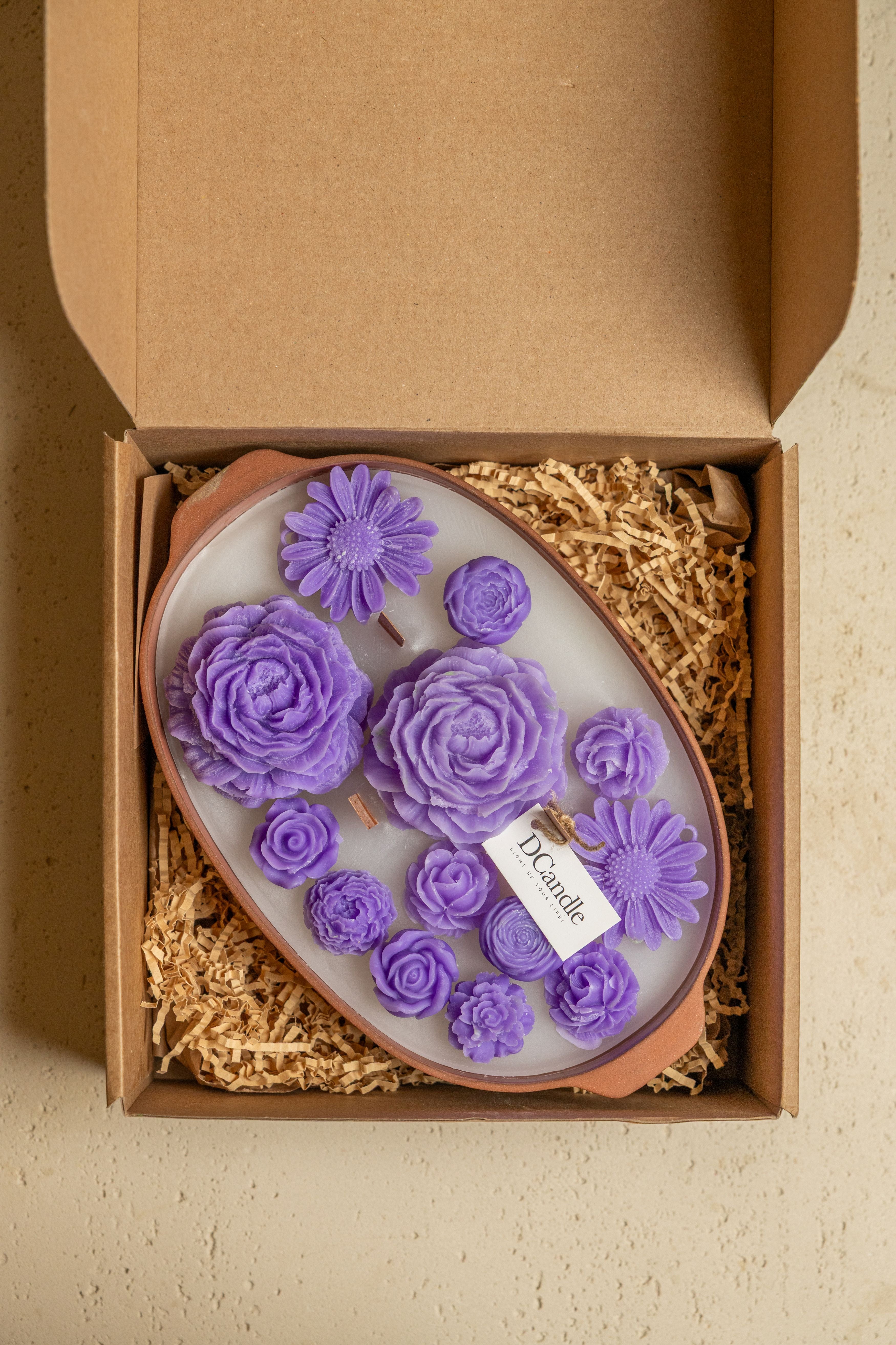 Artisan Flowers Candle - Purple