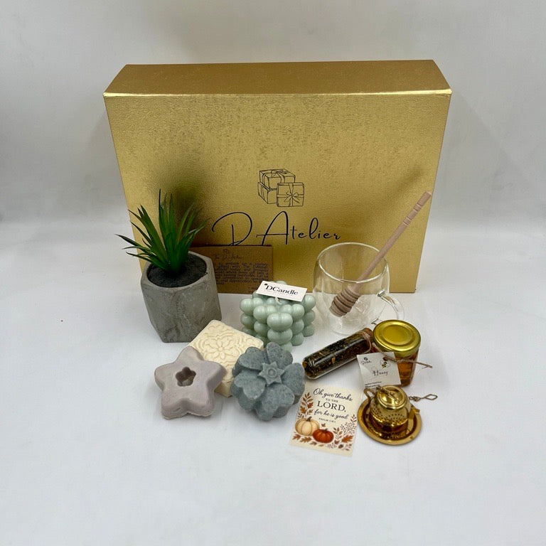 Happy Thanksgiving! Harvest Home Essential