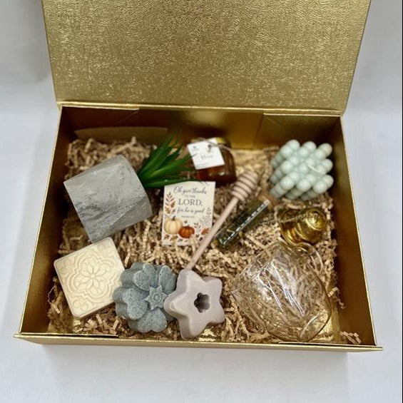 Happy Thanksgiving! Harvest Home Essential