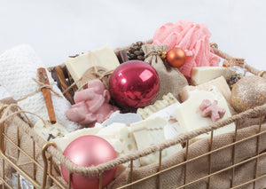 Christmas Golden Hamper Medium